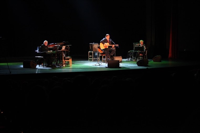 Bernard Sauvat Au Casino Du Liban